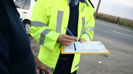 Tâlhărie la Picior de Munte. Un bătrân a fost lăsat fără 1.000 de lei