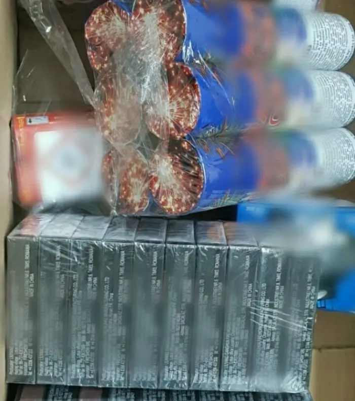 Descinderi în forță, la comercianții de articole pirotehnice, din Moreni