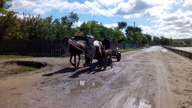 Dâmbovița, printre județele cu cei mai puțini kilometri de drumuri de pământ