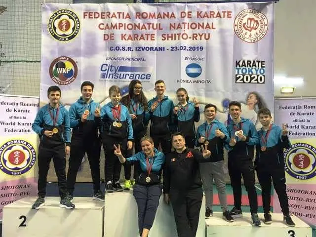 „Colecție” de medalii pentru karatiștii de la CS Târgoviște, la Campionatul Național de Shito Ryu