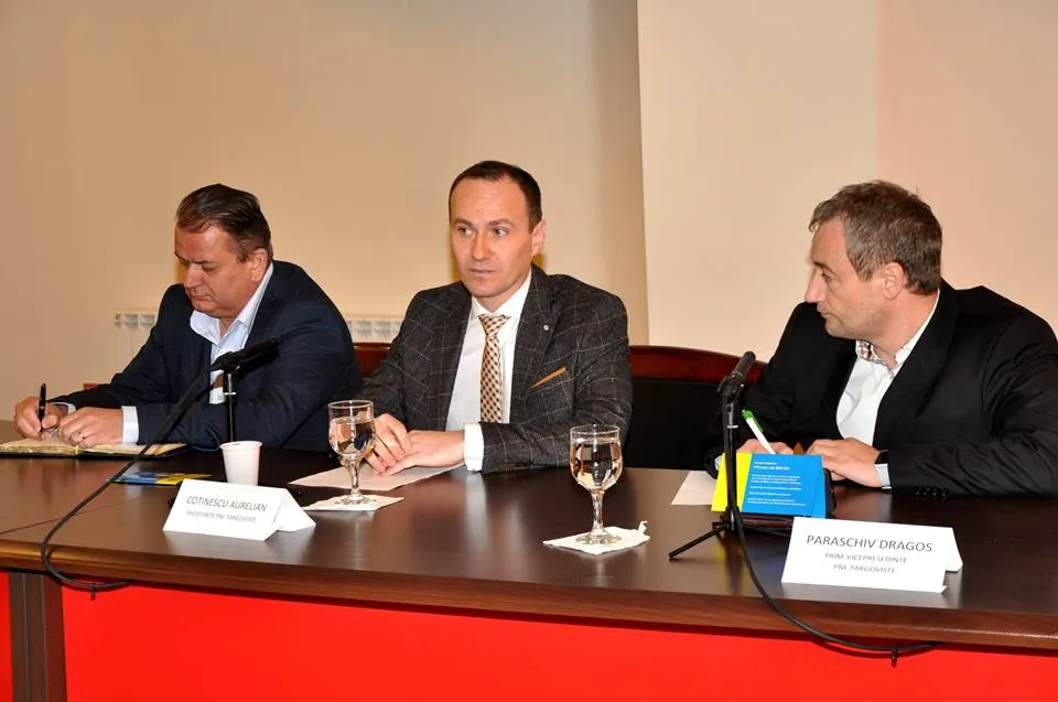 Liberalii târgovișteni "insistă" și își fac platformă de comunicare on-line