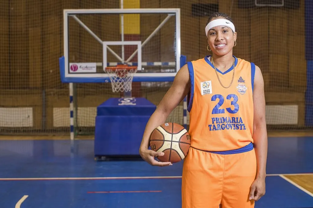 Monique Coker a spus adio echipei de baschet feminin CSM Târgoviște