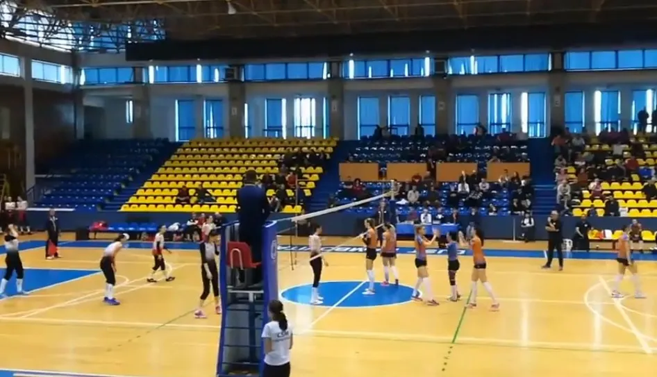 Volei feminin: CSM Târgoviște învinge Dinamo București cu 3-1