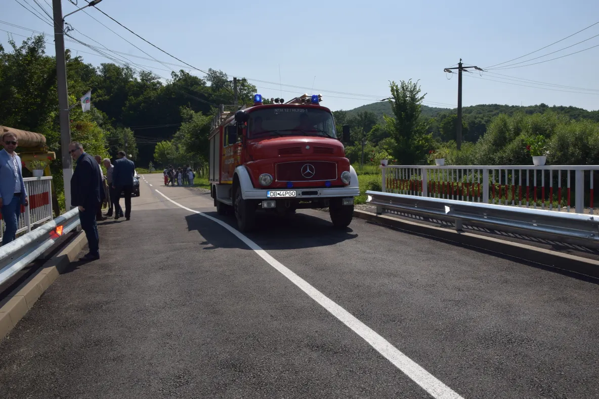 Pod realizat prin PNDL, inaugurat la Gura Ocniței