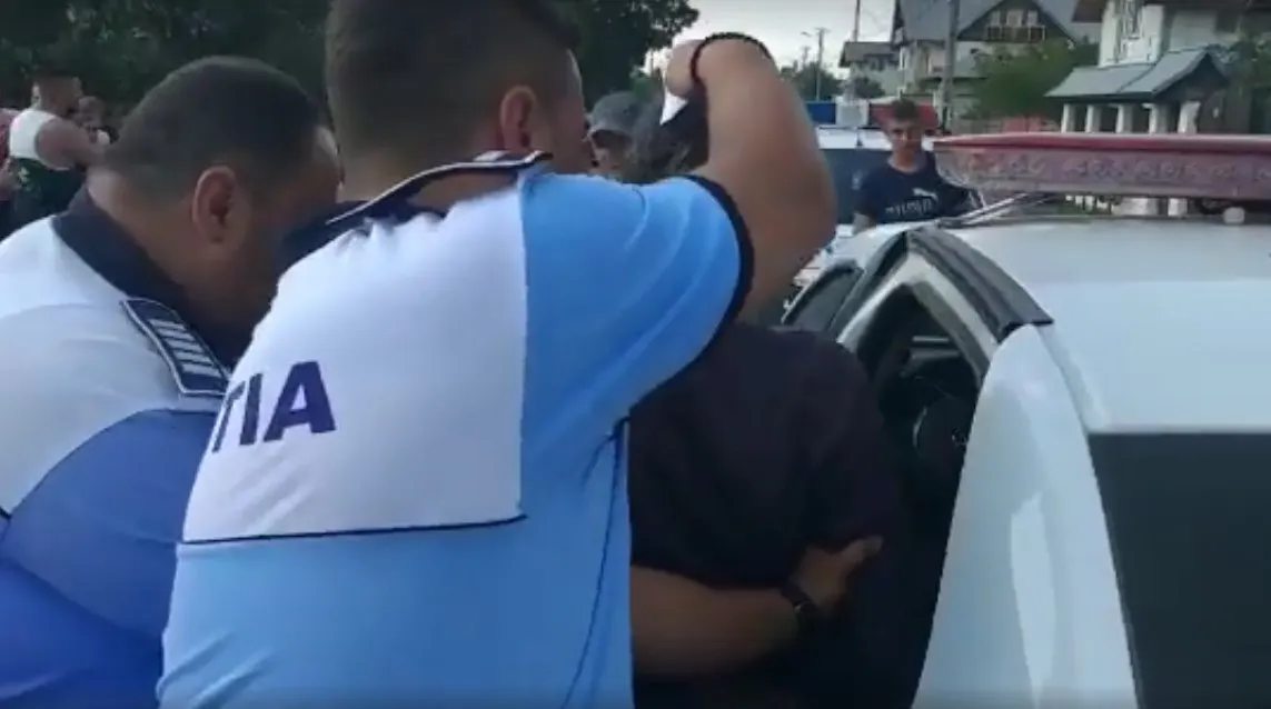Update|Un bărbat de 30 de ani a fost omorât, după ce a fost înjunghiat de un amic de beție