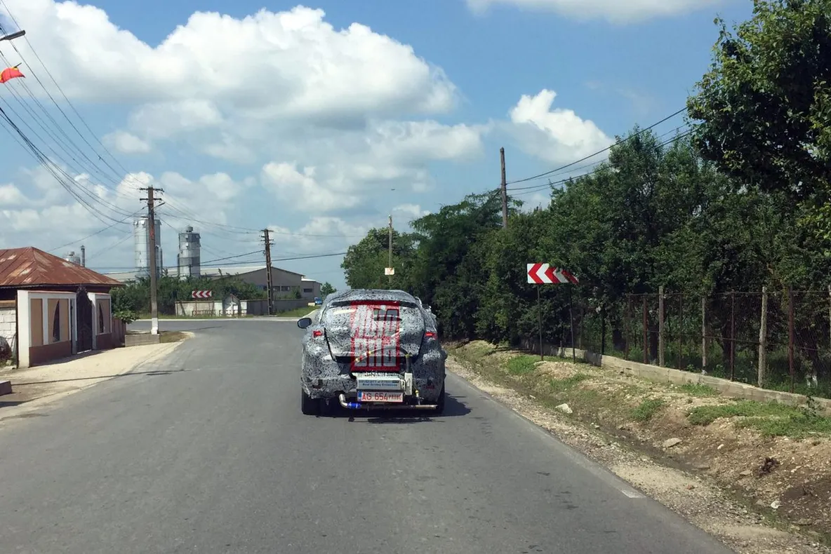 Posibile imagini cu SUV-ul coupe Dacia