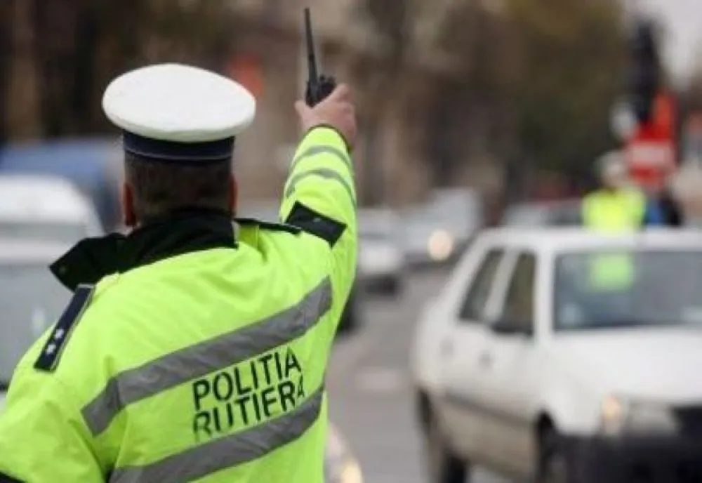 Trafic oprit pe DN 1A, la Crevedia, în urma unui accident. Conductă de gaze fisurată.