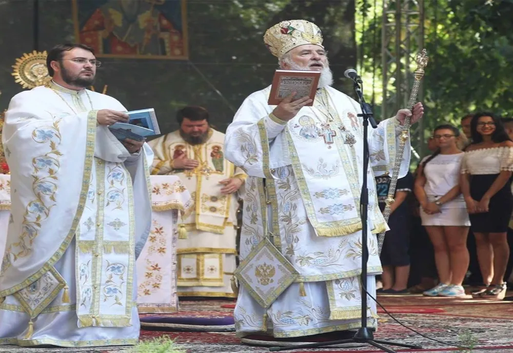 BOR intervine în cazul preotului ce a lăsat sutana pentru politică. "Urma să fie caterisit"