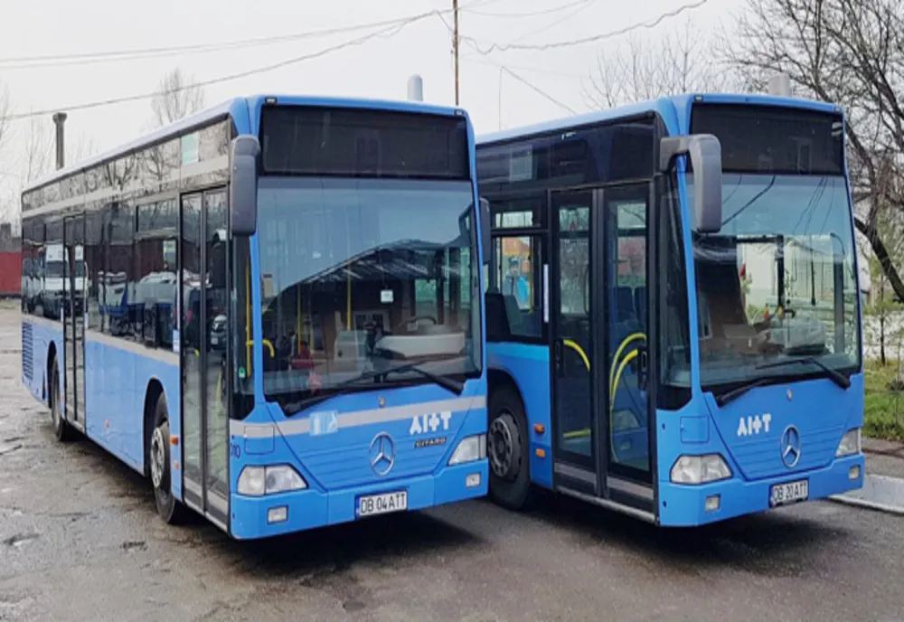 Victimă ''colaterală''. Pasagerul unui autobuz, din Târgoviște, a fost rănit, după ce șoferul a frânat brusc, ca să evite un accident