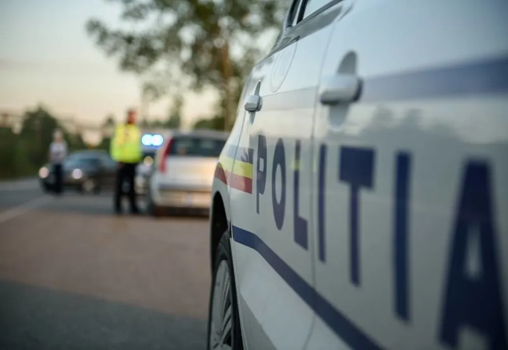 Giurgiuvean prins de două ori, în aceiași zi, conducând fără permis