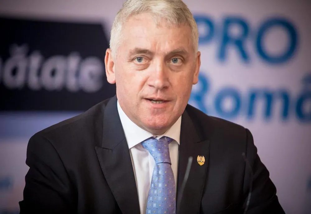 Senatorul Adrian Țuțianu (PRO România) candidează pentru șefia CJ Dâmbovița