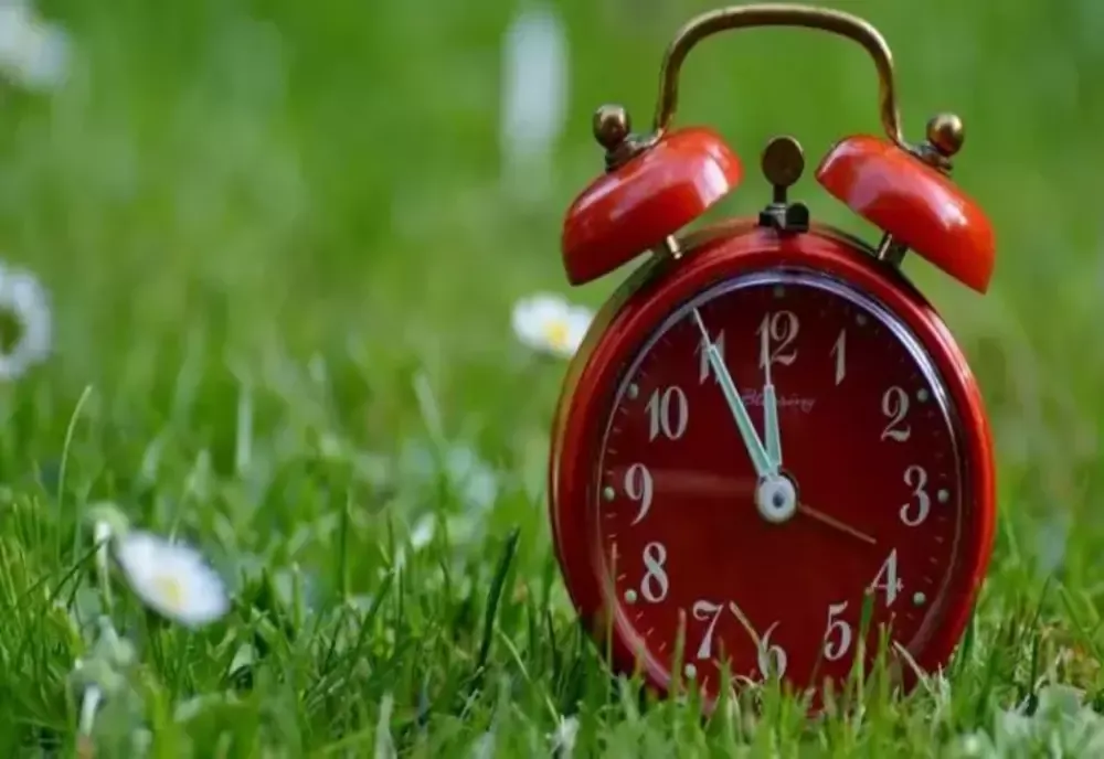 Trecem la ora de vară! Penultima schimbare a orei