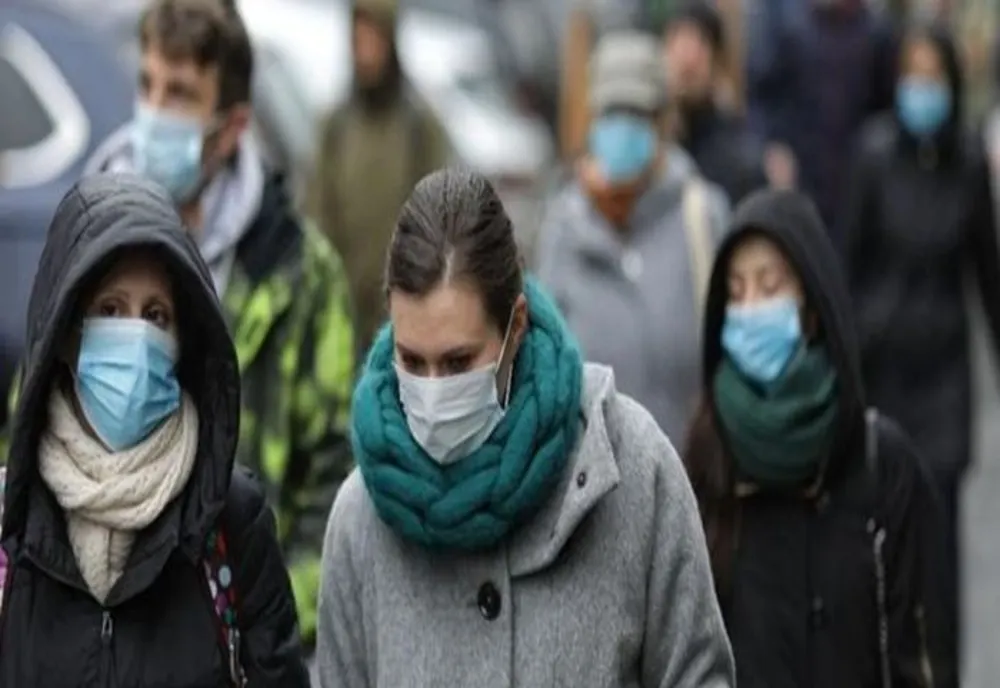 Începând de astăzi, 8 aprilie, purtarea măștii de protecție devine (aproape) obligatorie și în Dâmbovița