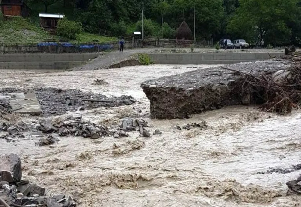 Pericol de inundații în județul Dâmbovița, în bazinul superior al râului Dâmbovița (10-11 iunie 2020)