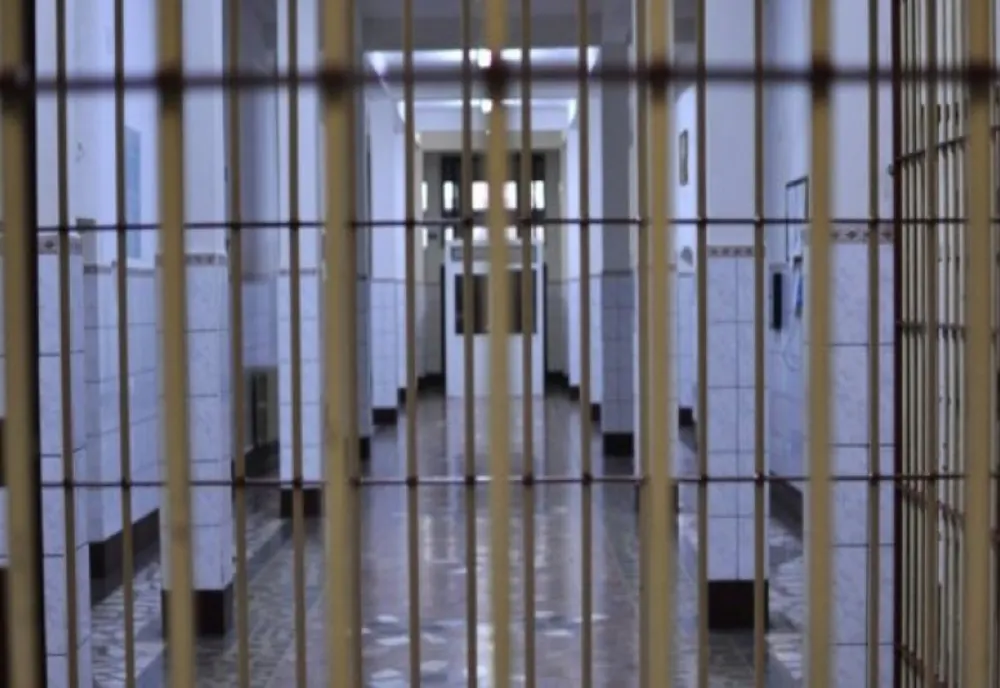 Doi dâmbovițeni au ajuns după gratii, la Penitenciarul Mărgineni, în ultimele zile