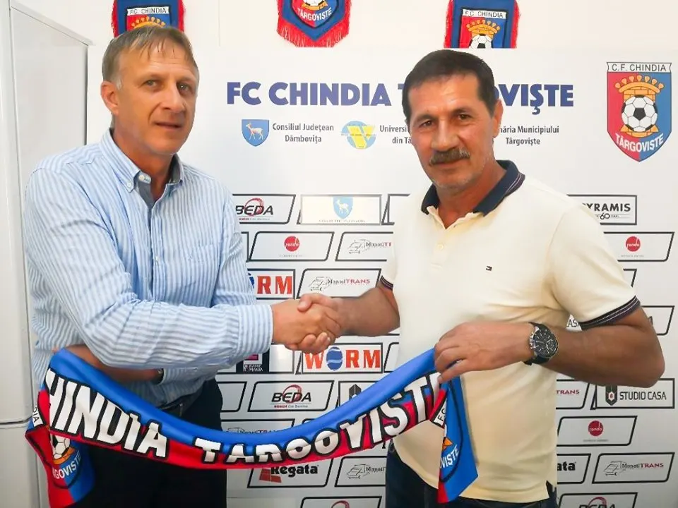 Foto| Au semnat! Antrenori noi la Chindia Târgoviște. Cuplul Săndoi-Năstase încearcă salvarea de la retrogradare