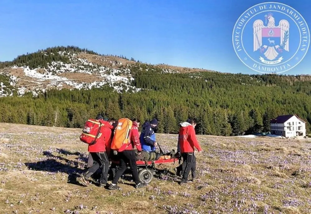 Turistă din Bran, rănită în Bucegi, salvată de salvamontiștii și jandarmii montani dâmbovițeni