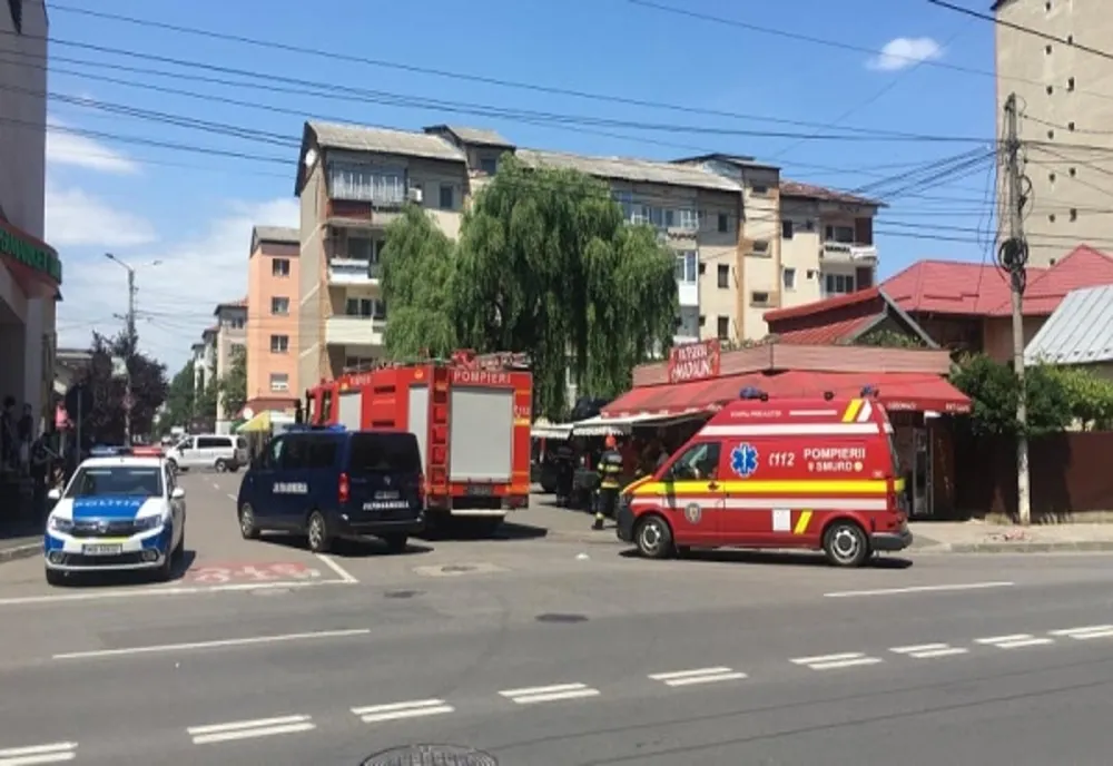 Alertă în Târgoviște! Geamantan suspect pe o stradă 