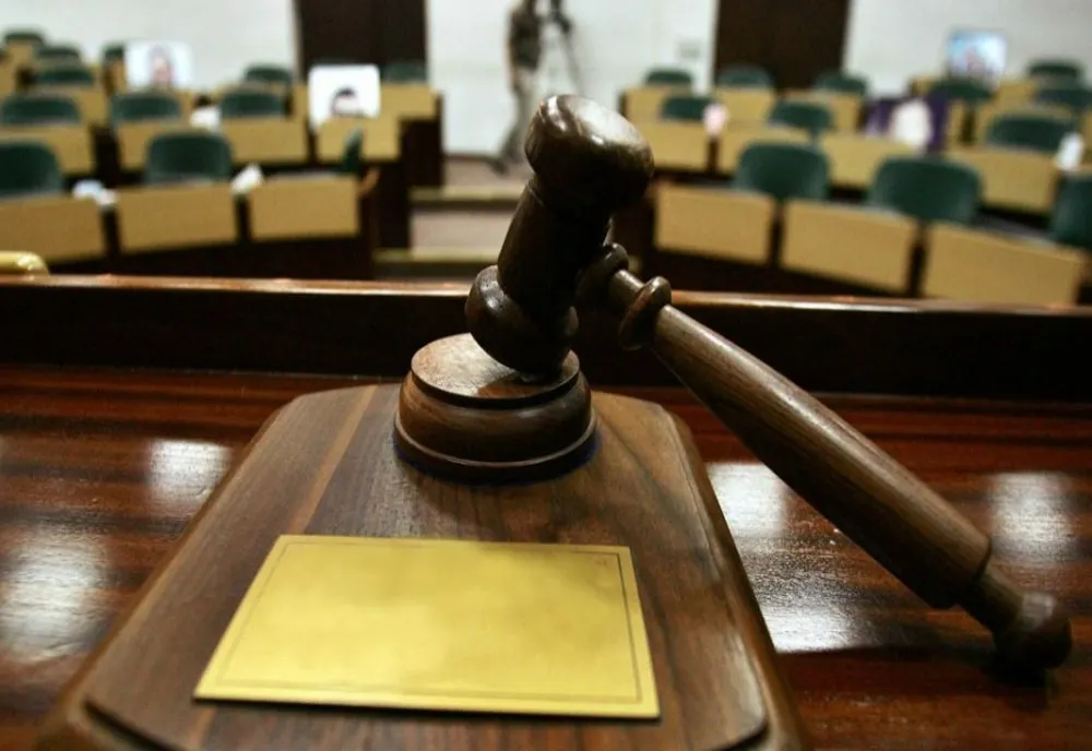 Dâmbovița: Focar de COVID-19 la Judecătoria din oraşul Pucioasa