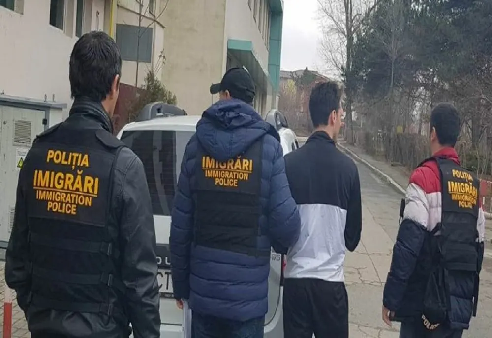Adolescentă de 18 ani din Republica Moldova, fără drept de şedere în România, descoperită de poliţiştilor de imigrări din Dâmboviţa 