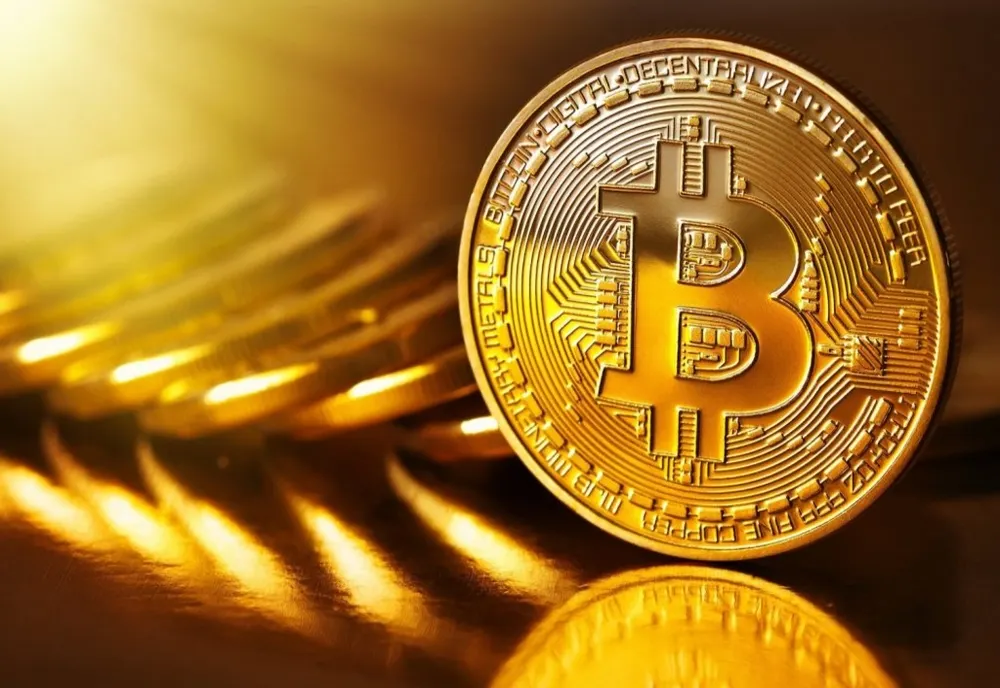 BITCOIN ATINGE UN NOU RECORD ÎNAINTE DE INVESTIREA LUI DONALD TRUMP