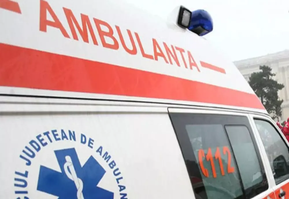 BĂRBAT ELECTROCUTAT ÎN CARANSEBEȘ ÎN TIMPUL LUCRĂRILOR LA REȚEAUA ELECTRICĂ. TRANSPORTAT DE URGENȚĂ LA SPITAL