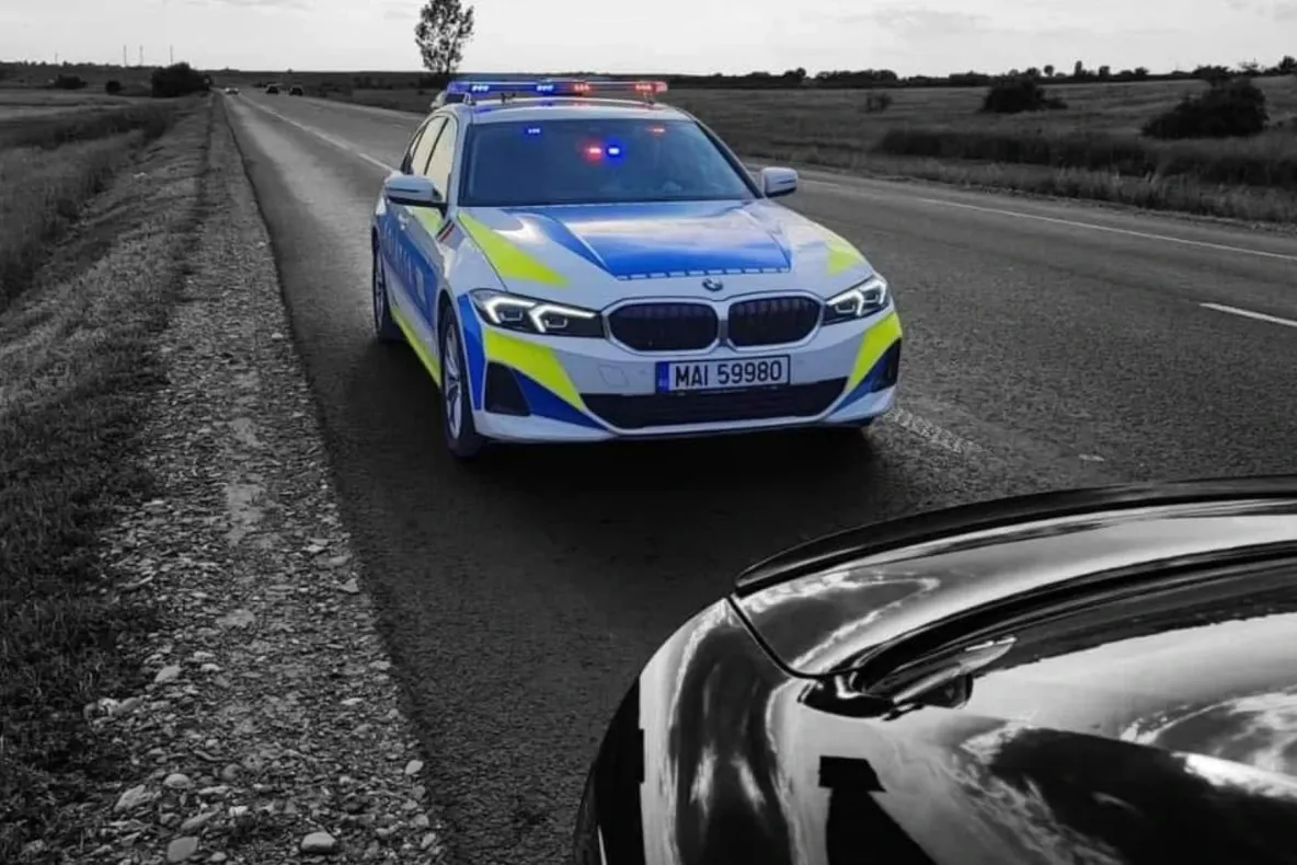 Accident rutier pe DN 71, în afara localității Nucet: o femeie de 66 de ani a fost rănită
