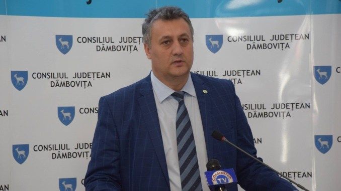 CJ Dâmboviţa: Investiţiile în infrastructura judeţeană sunt întârziate de firme care nu fac faţă lucrărilor