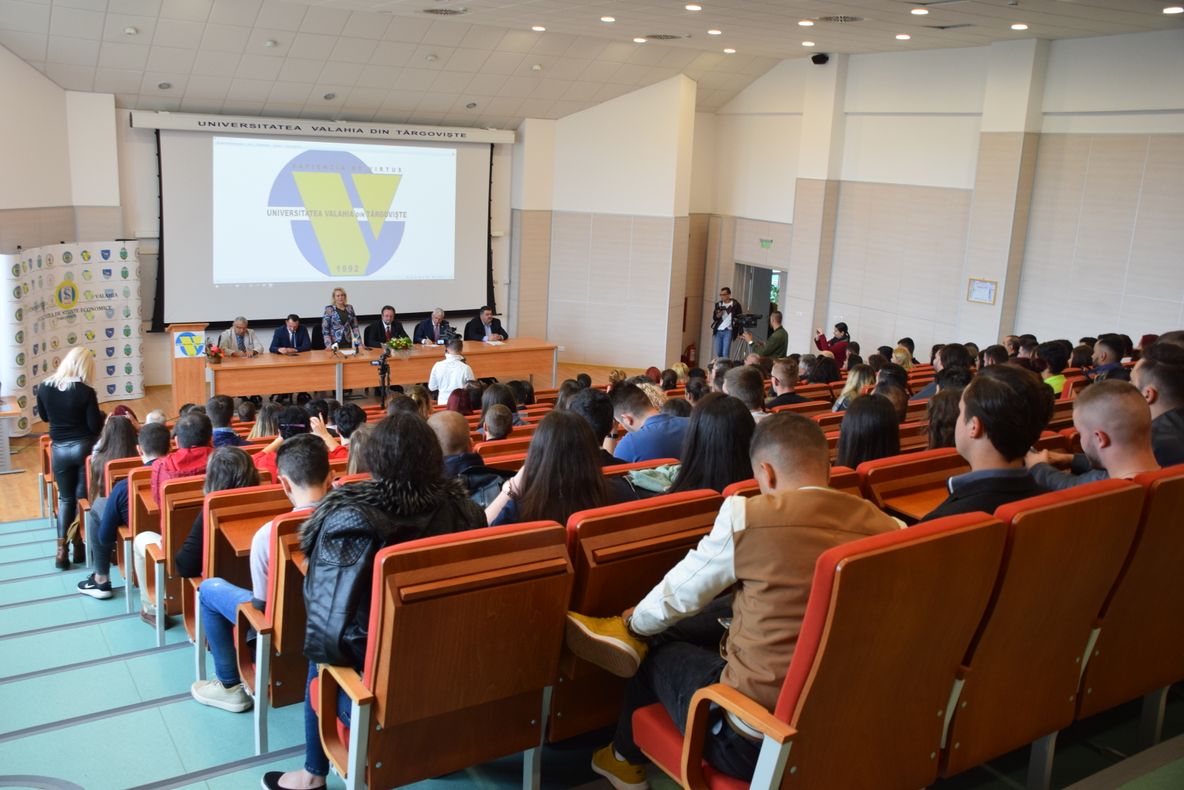 Un nou an universitar a debutat la Universitarea Valahia din Târgoviște