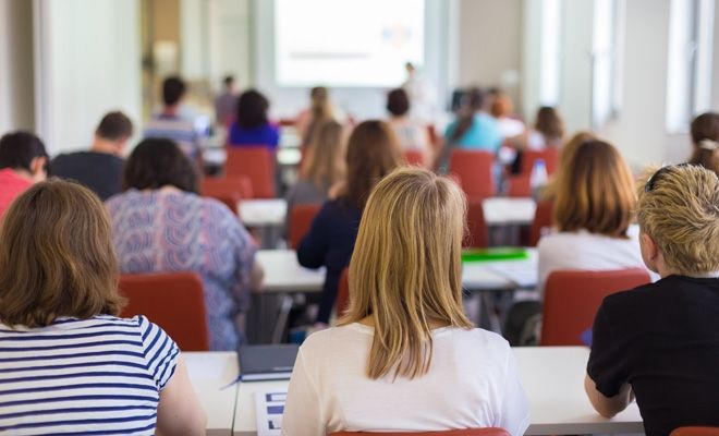 Ce cursuri de formare profesională pune la dispoziție AJOFM