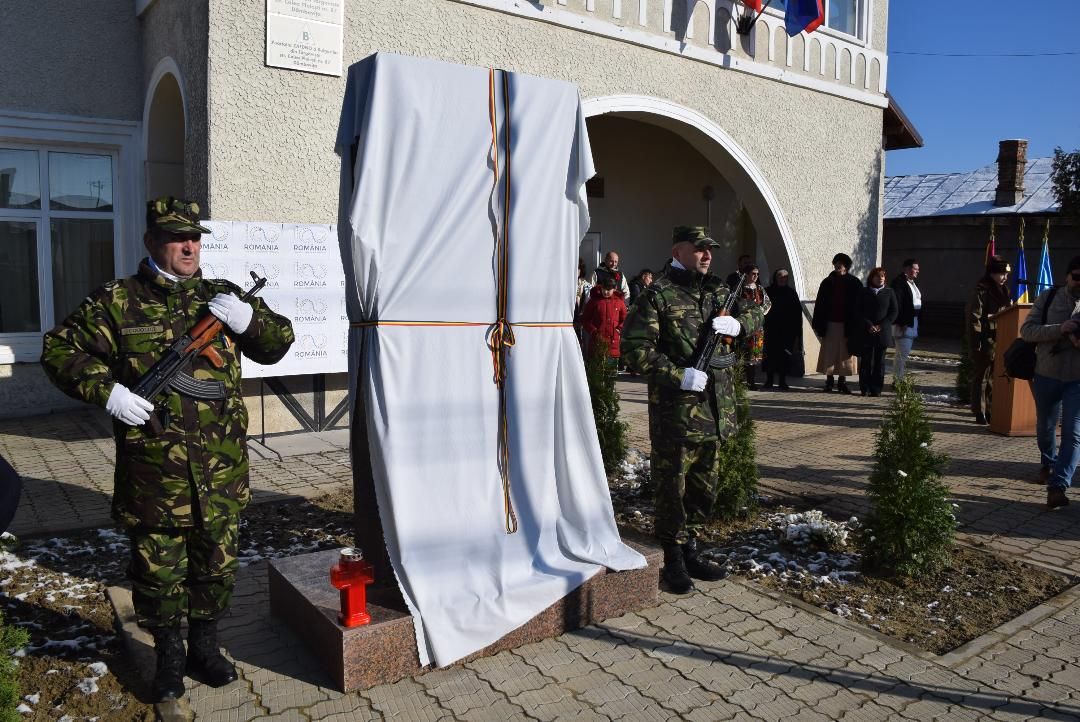 Bulgarii din Târgoviște au aniversat "Centenarul". Placă memorială în cinstea ostașilor români de etnie bulgară