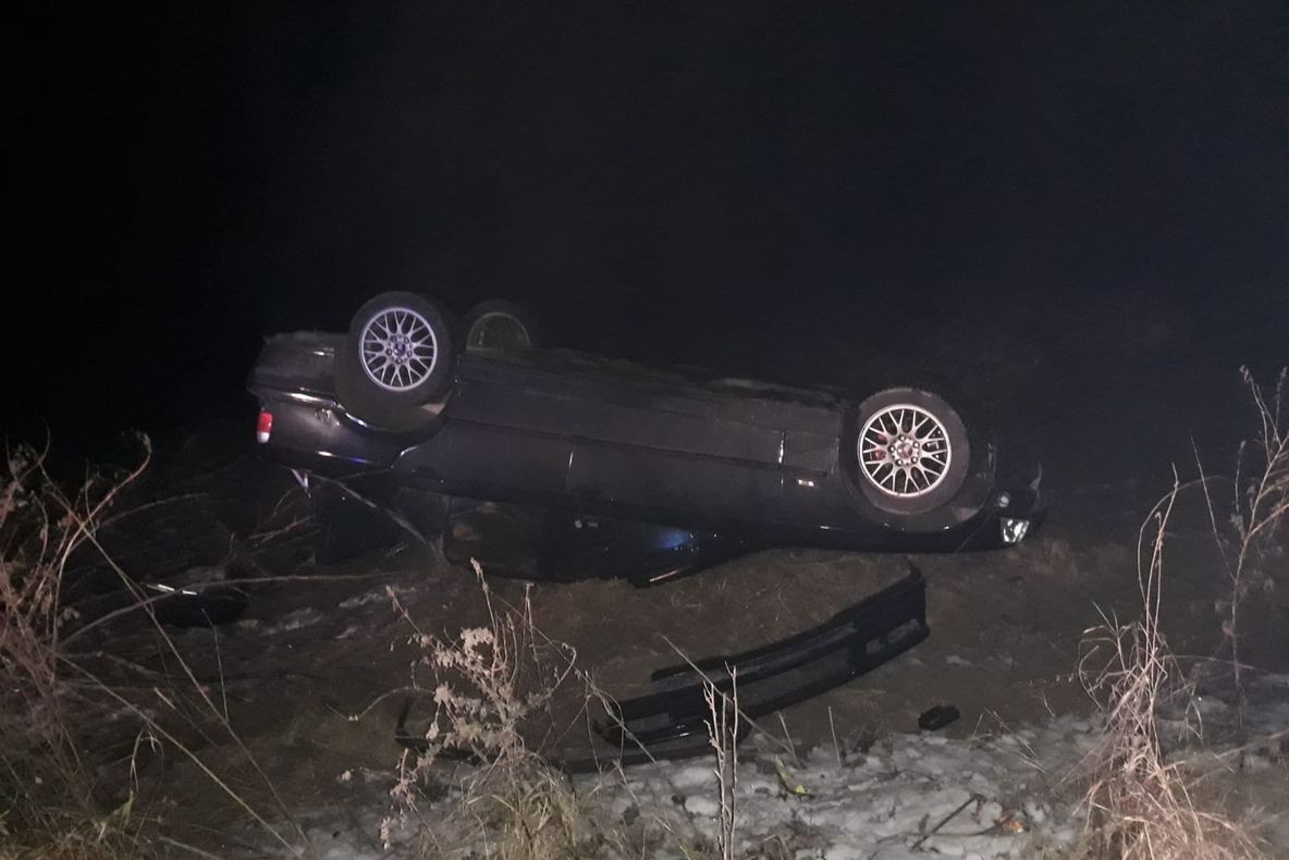 A scăpat ușor. Accident spectaculos la Mărcești