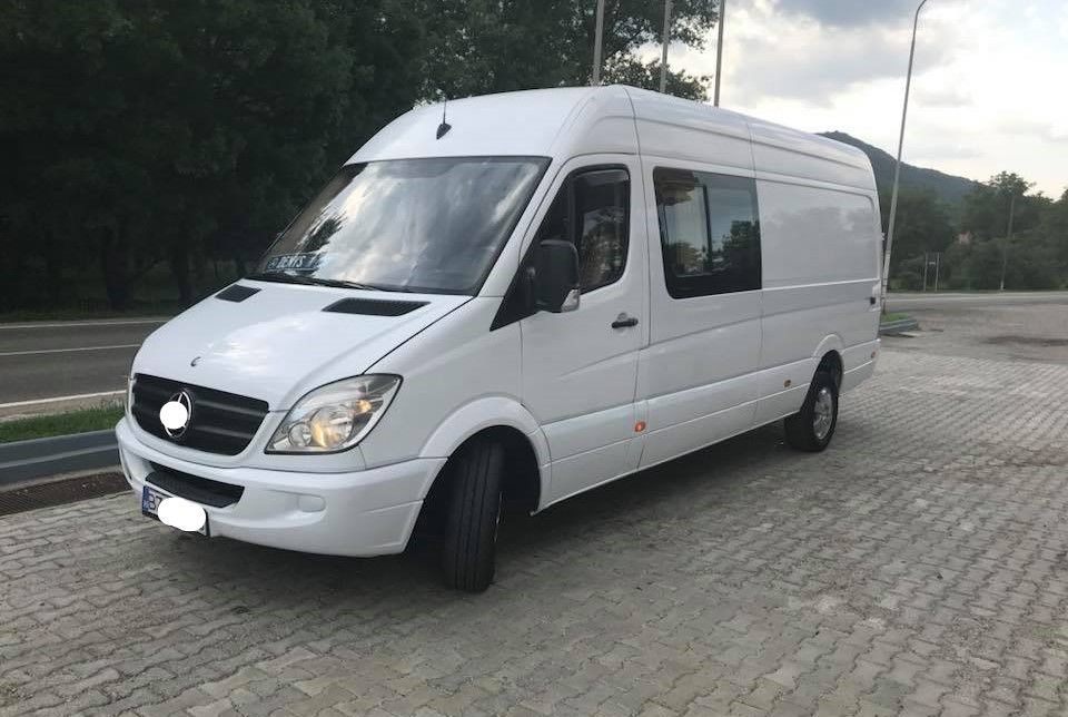 Transporta ilegal marfă și persoane, de la Buzău la Londra. L-au prins la Târgoviște