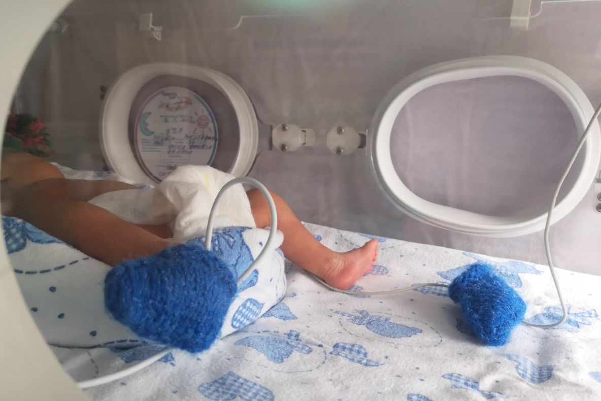 O fetiță a născut o fetiță. Minora are 13 ani. Cazul este preluat de un procuror