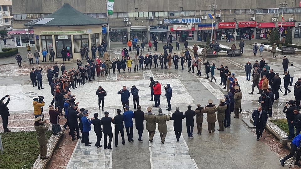 Video| Pe repede înainte. Manifestările dedicate zilei de 24 ianuarie, doar 30 min. de program, la Târgoviște