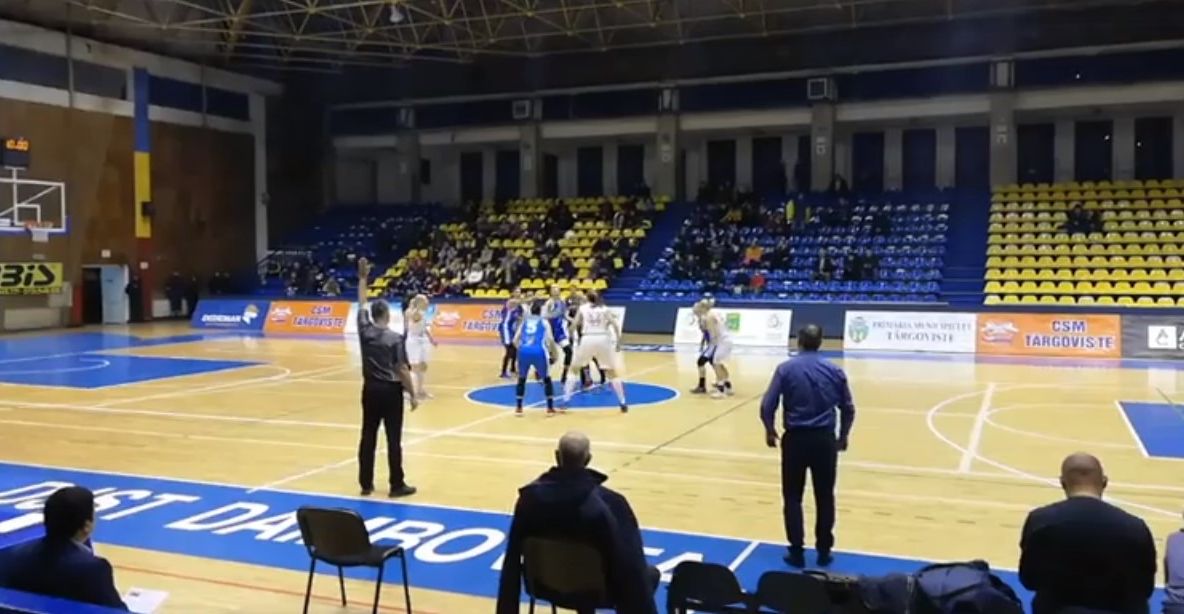 FOTO| După mare luptă: CSM Tgv.-Olimpia Brașov 69-61 (21/16,14/22,19/11,15/12), la baschet feminin