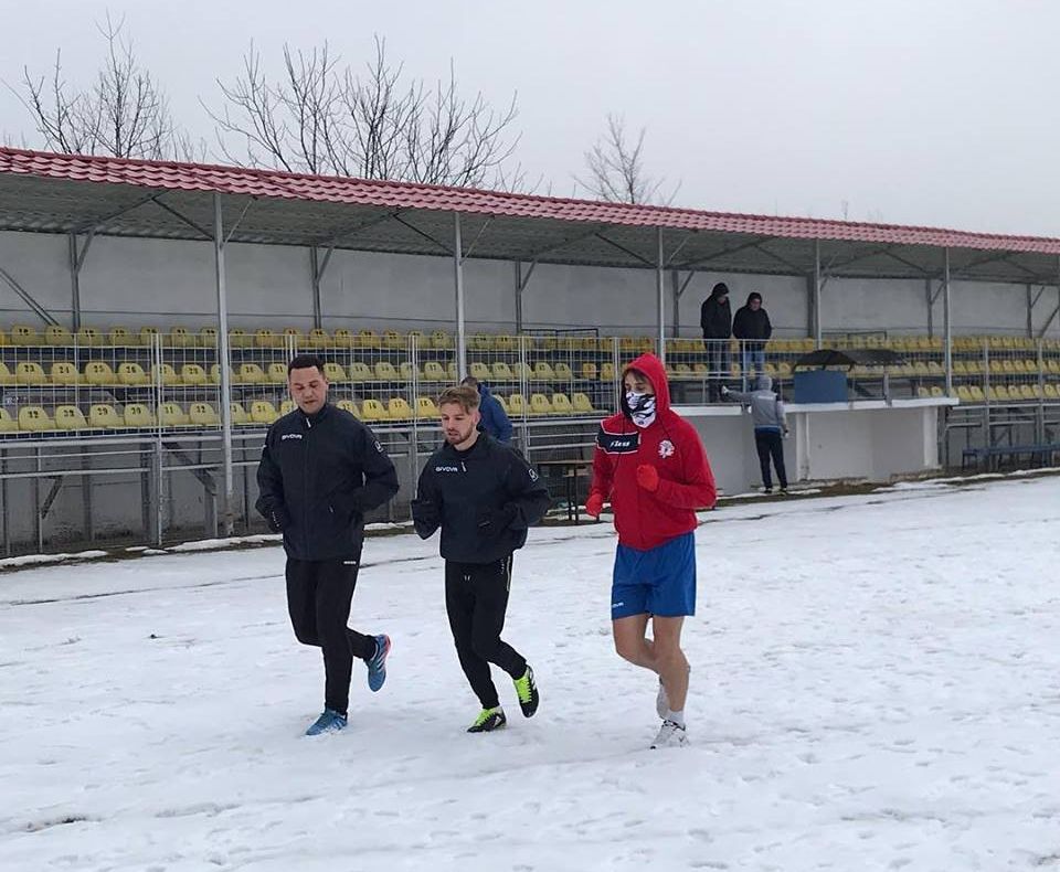 Echipa Primăriei Pucioasa cantonament în Antalya, salariații primăriei cu veniturile tăiate