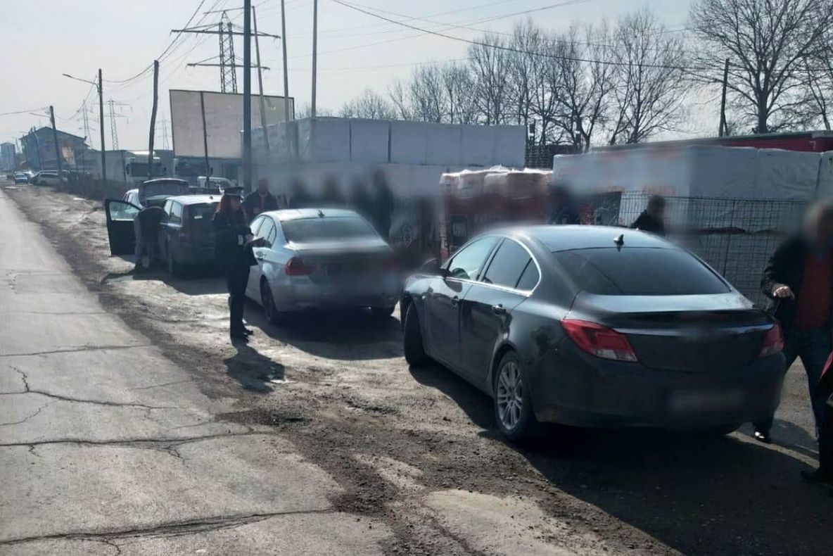 Alcoolul n-a fost o problemă pentru ei când s-au urcat la volan