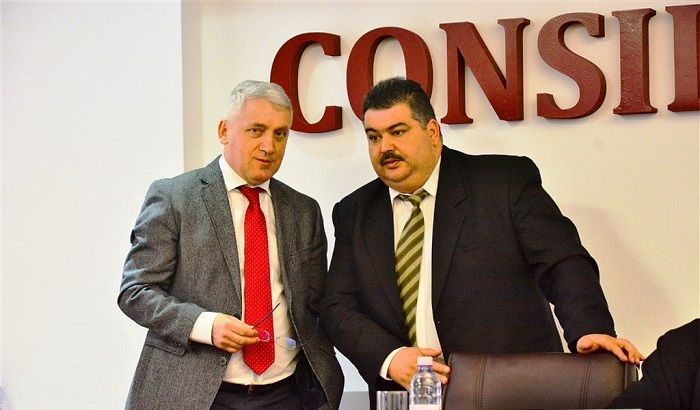 Senatorul Adrian Ţuţuianu, după excluderea lui Comănescu din PSD: „n-a pupat inelul de Plumb”