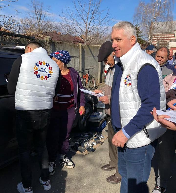 Adrian Țuțuianu anunță că va fi pe lista PRO România, la alegerile europarlamentare