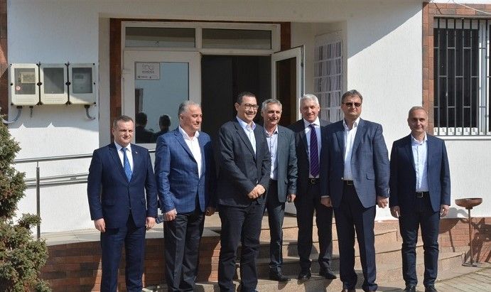 Primar PNL, din Dâmbovița, alături de Victor Ponta și Pro România