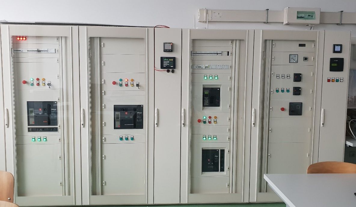 UVT are un laborator de Echipamente și Instalații Electrice