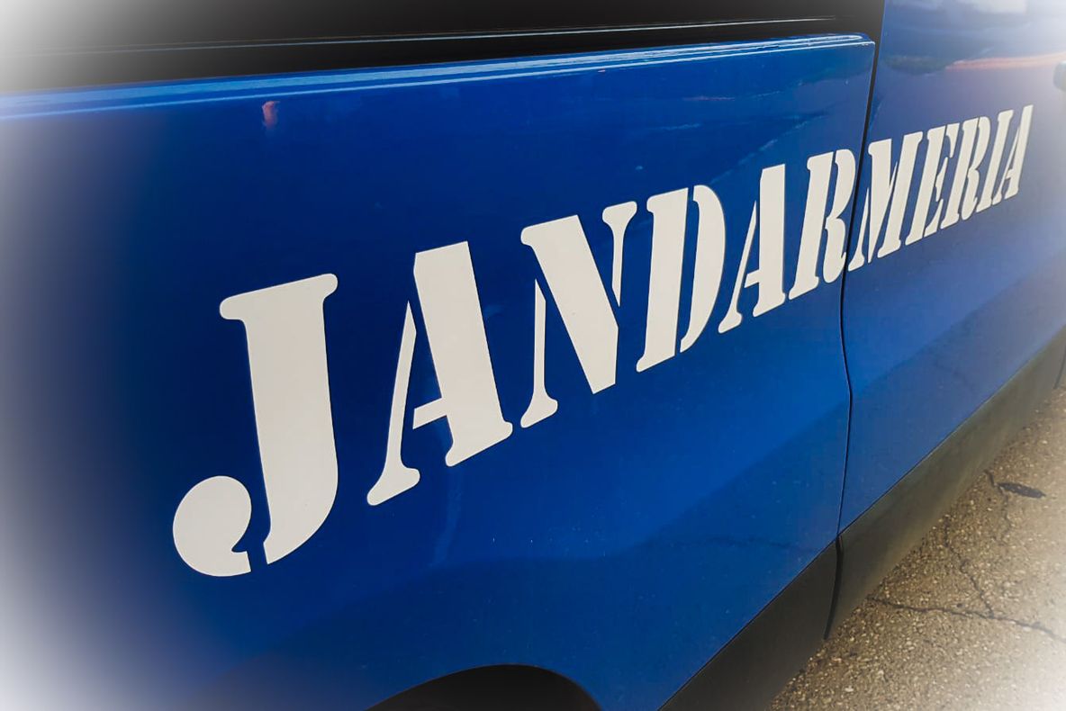 Jandarmii, în mijlocul cetățenilor în zile de sărbătoare