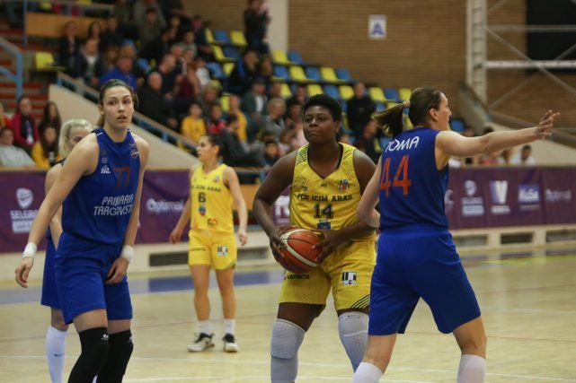 CSM Târgoviște a pierdut primul meci din play-off-ul ligii I de baschet feminin, cu Aradul