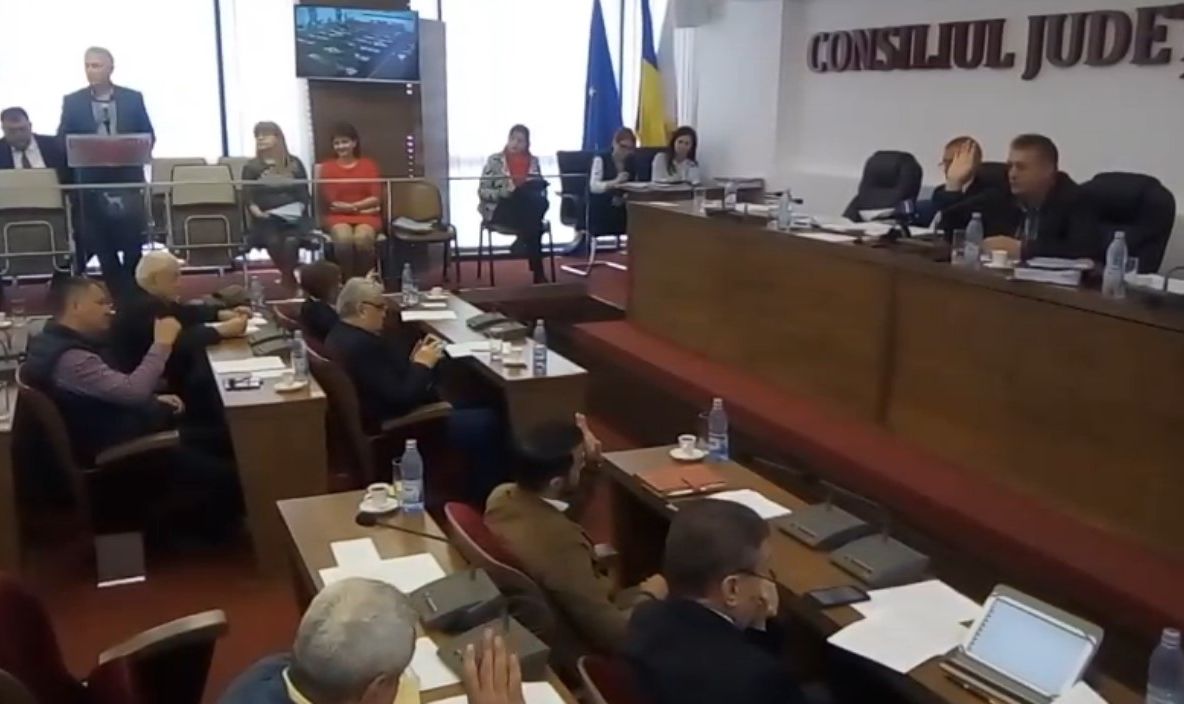 Ședință cu probleme la CJ Dâmbovița. Bugetul anului 2019 reprezintă mărul discordiei