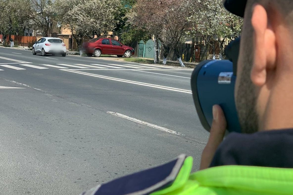 27 de șoferi au rămas fără permis, în Dâmbovița, în urma acțiunii T.I.S.P.O.L. Speed