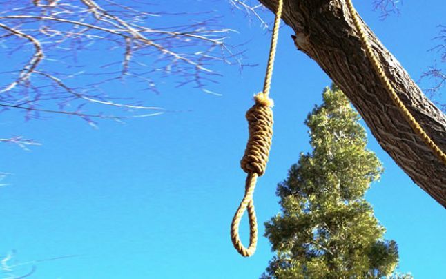 Tânăr de 19 ani, găsit spânzurat în propria casă
