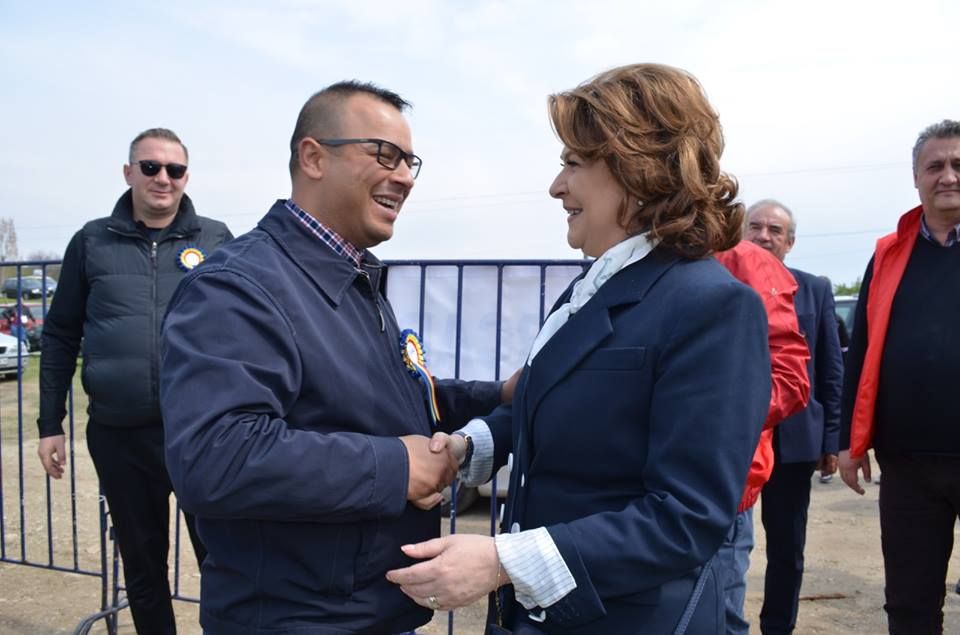 Primarul PNL din Ulmi anunțat ca "înregimentat" la PSD, chiar de Rovana Plumb