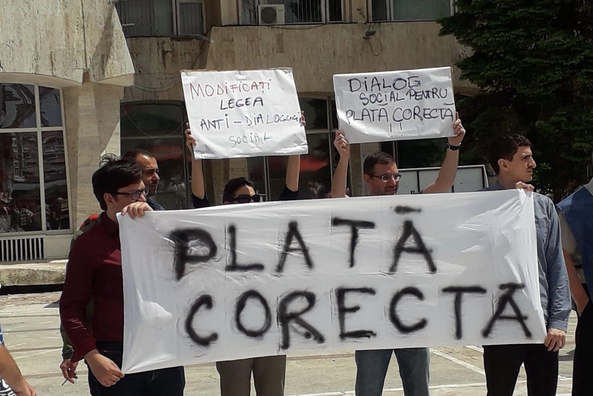 Video| CNS Cartel Alfa -Protest la Târgoviște, pentru dreptate socială și condiții de vot pentru Diaspora