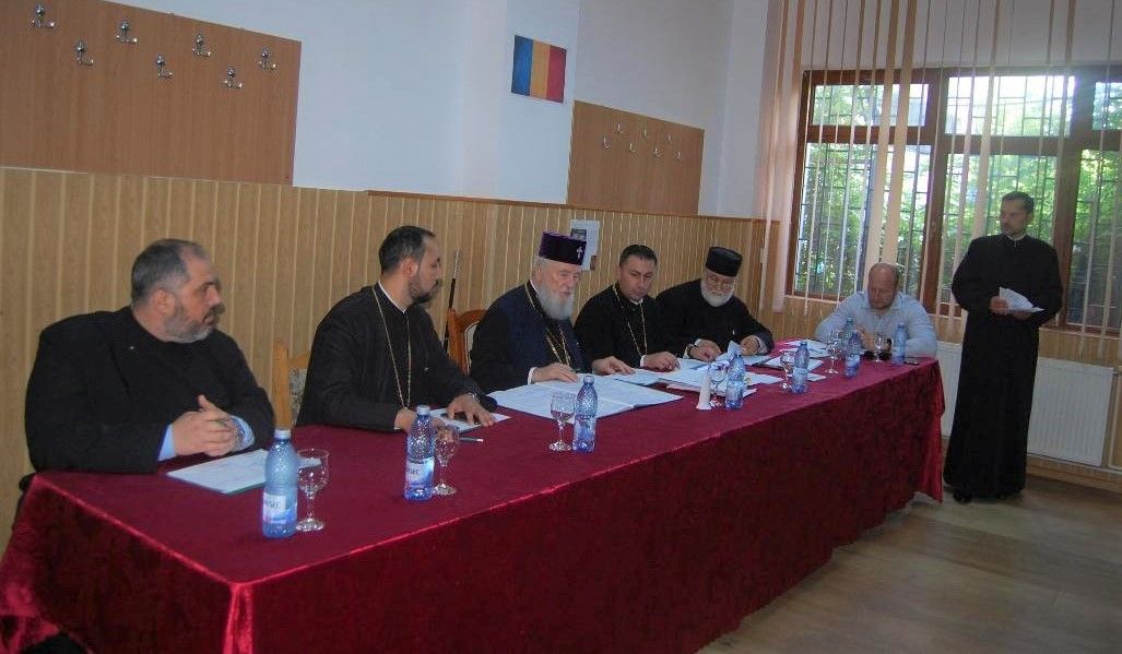 Examen de atestare a cunoştinţelor profesionale pentru elevii clasei a XII-a, la Seminarul Teologic din Târgoviște